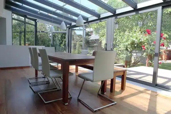 Serre met glas