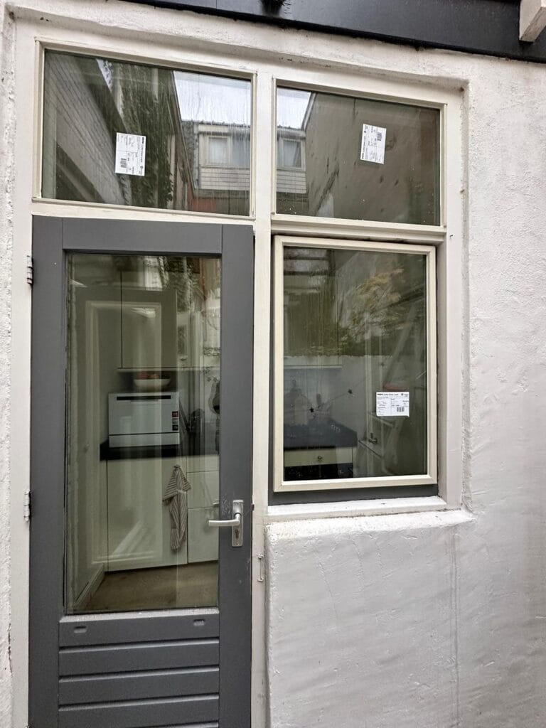 Glaszettersbedrijf Soorten glas, HR glas