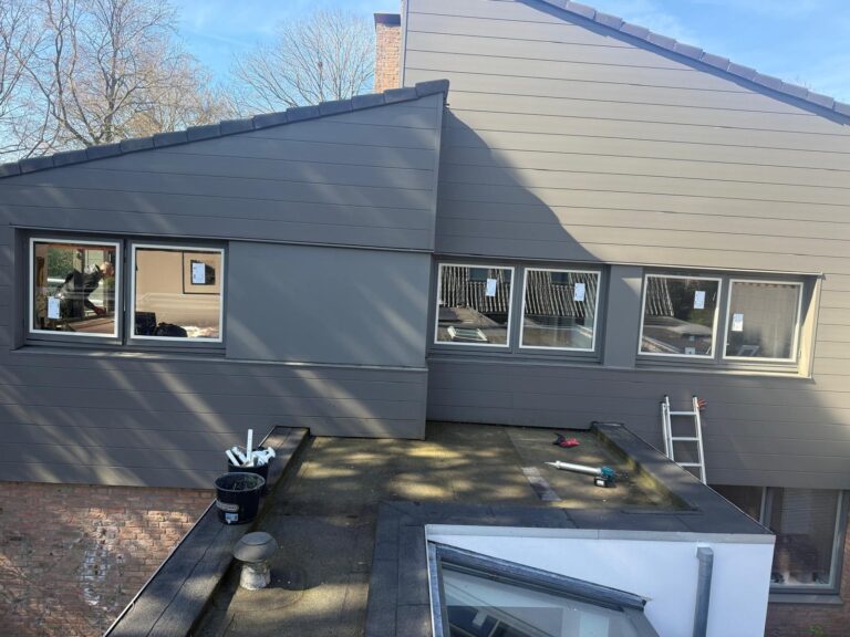 Glaszetter Utrecht plaatst HR++ isolatieglas in een jaren 30 woning in Utrecht.